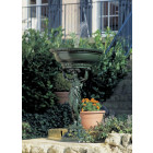 Fontaine de jardin cariatide