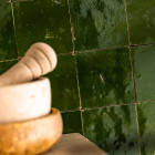 Zellige marocain artisanal - vert impérial 5x5 cm - mosaïque mur (vendu par plaque de 30x30 cm)