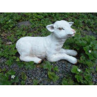 Petite chèvre couchée en résine 46 cm Petite chèvre couchée en résine 46 cm