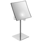 Miroir grossissant lumineux sur pied