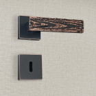 Poignée de porte design à clé finition aspect cuivre patiné noir flora - katchmee