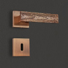 Poignée de porte design à clé finition aspect or brossé olivia - katchmee