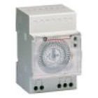 Programmateur Horaire Hebdomadaire 1OF 16A Bobine 240VCA
