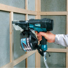 Cloueur pneumatique 22.6 bar 65 mm makita - an610h
