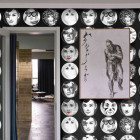 Papier peint avec visages vintage noir - AUDREY NERA++