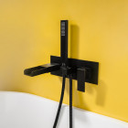 Robinet de baignoire encastré sophistiqué en noir solide avec douchette noir