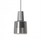 Suspension khoi, aluminium et verre, gris ciment