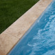Margelle de piscine 100x33x3cm travertin beige mix 1er choix bord 1/2 rond 