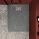 Pack receveur gris effet pierre 100x80 cm et grille décor perforée en inox - pack rock 2 Aurlane - PACR116 