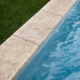Margelle de piscine 61x33x3cm travertin beige mix 1er choix bord 1/2 rond 