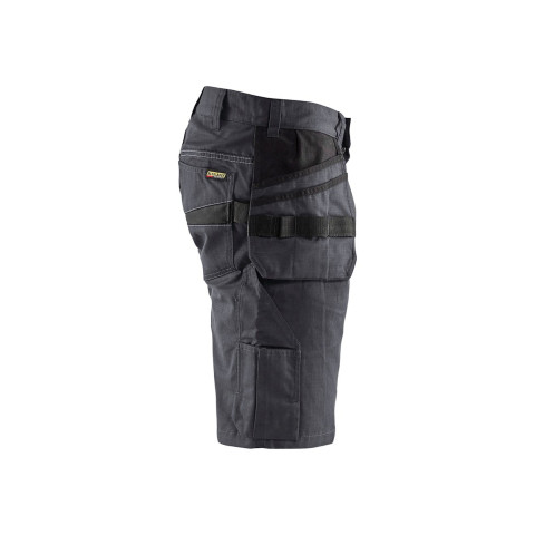 Short maintenance avec poches flottantes 14941330 - Couleur et taille au choix