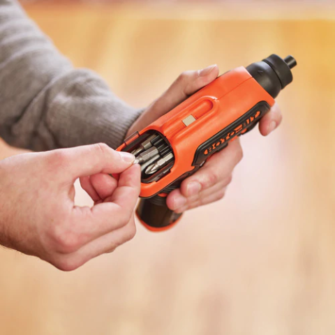 Tournevis sans fil roto-bit 3.6 v li-ion 1.5 ah 5.5 nm cs36bsc black and decker