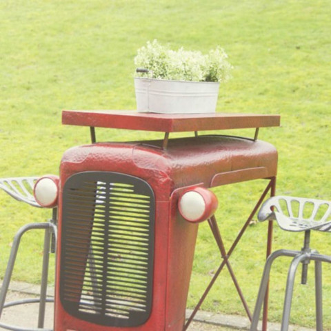 Esschert design table tractor rouge ih033