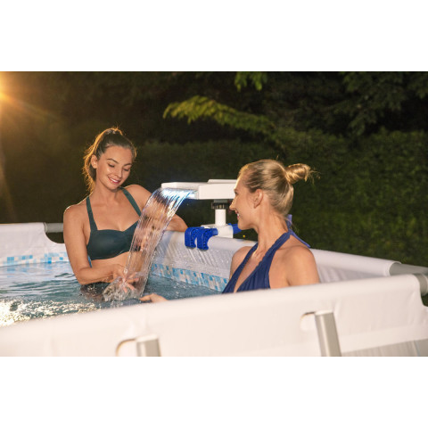 Fontaine cascade flowclear™ pour piscine hors sol