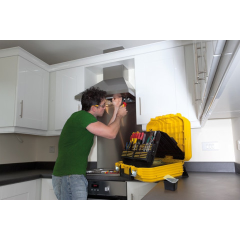 Stanley Valise De Maintenance A Roulettes Contenant Plus De